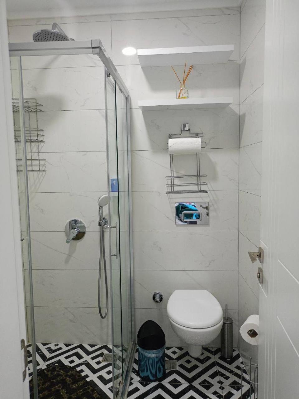 The Yacht Apartments-tranquiliti And Comfort In The Heard Of 200m To Keykubat Apartament *